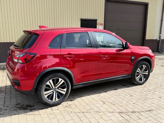 Mitsubishi ASX 2020g.
40 000km.
2.4 Benz. (2)