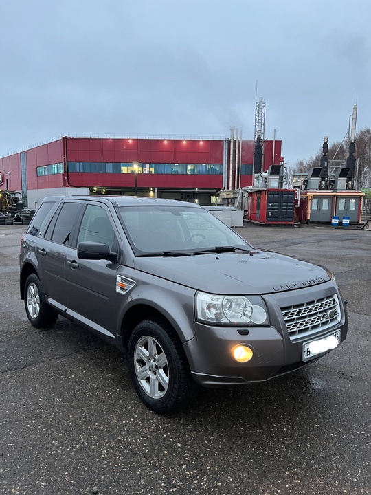 Land Rover Freelander 2 2.2 (1)