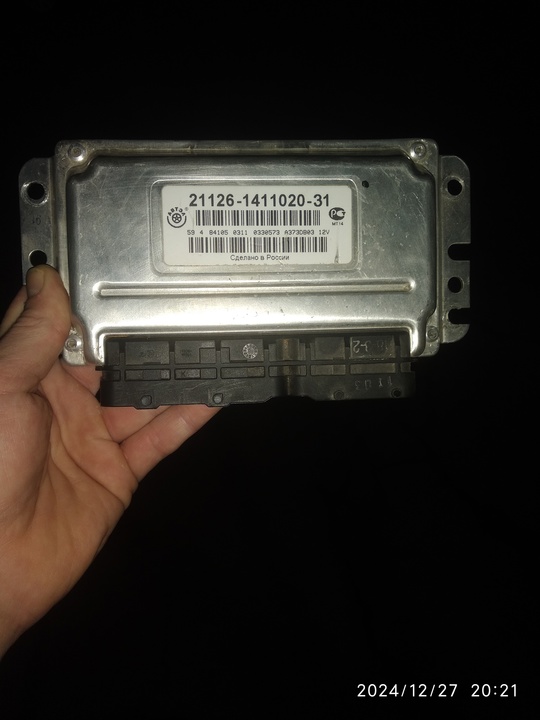 Продаю ПО ЗАПЧАСТЯМ ЛАДУ ПРИОРУ (6)
