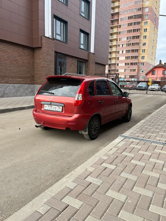 В продаже Lada Kalina (Калина) (2)