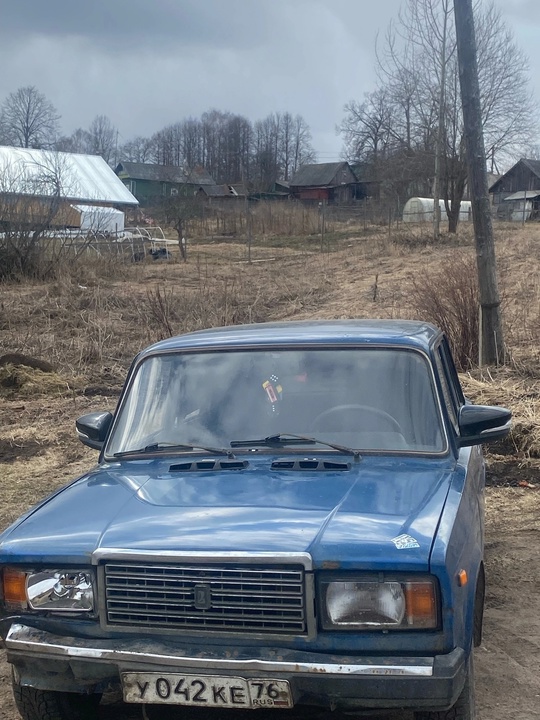 Продам ваз 2107 на полном (1)