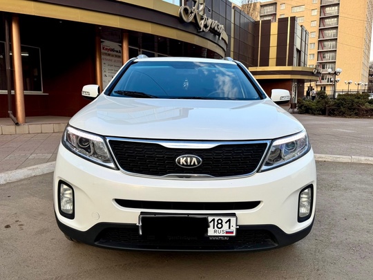 Продам Kia Sorento II 2,4 (1)