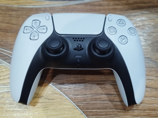 PS5 PlayStation 5 
2геймпада + (3)