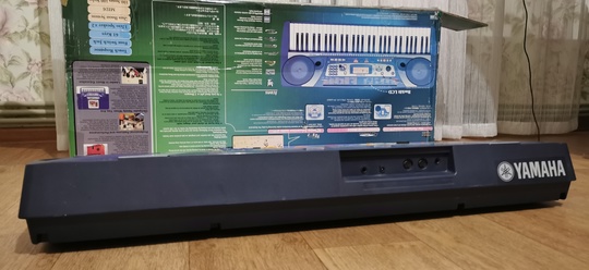 Продам цифровой синтезатор PSR-260 Yamaha