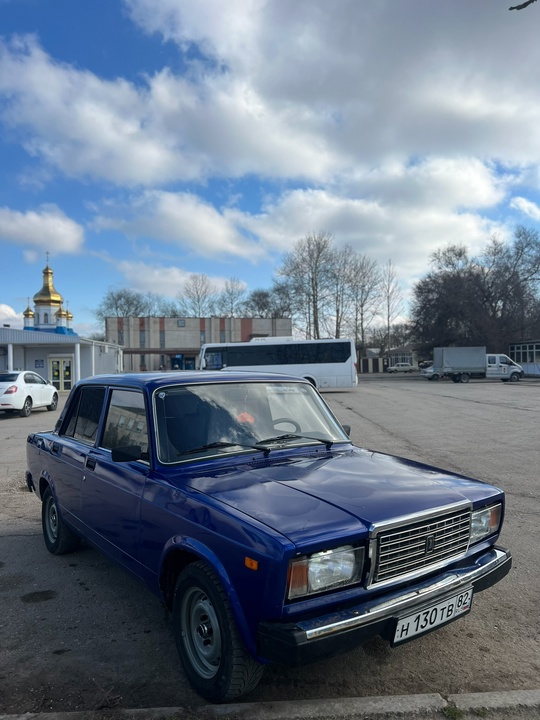 ВАЗ 2107 2010 год

В хорошем (1)