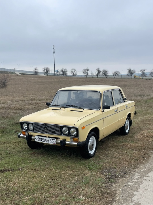1986г
Мотор 011 резвый, работает ровно, (1)