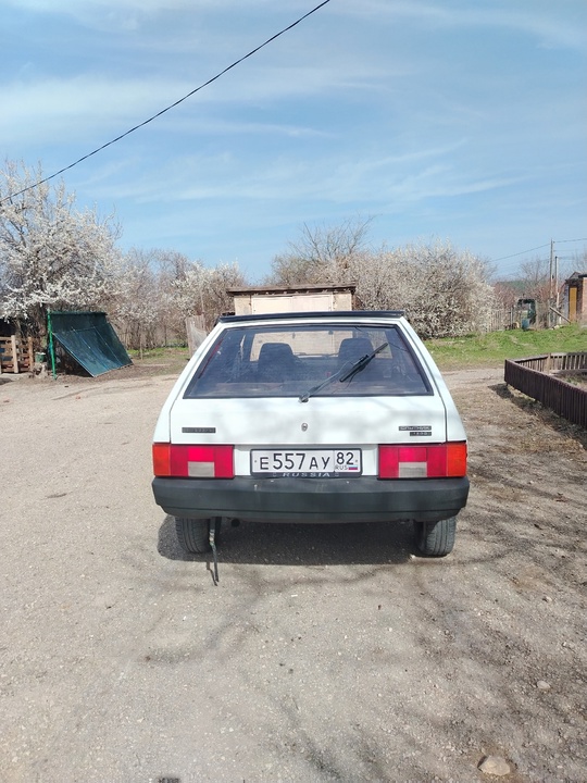 Ваз 2109 в хорошем состоянии. (3)