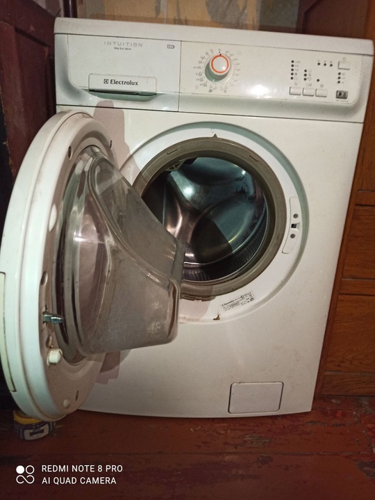 Продаю стиральную машинку Electrolux

Состояние отличное, (2)