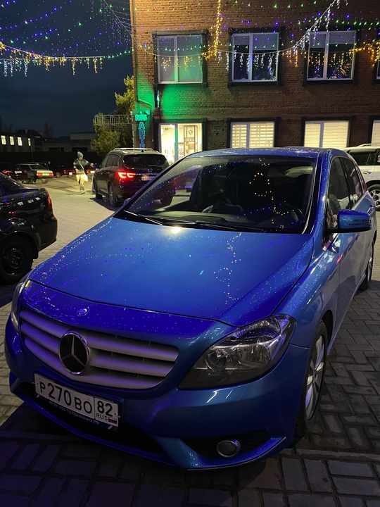В продаже Mercedes B-180 2013