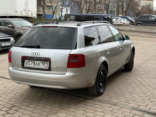 Audi A6 Quattro 
2001 год (8)