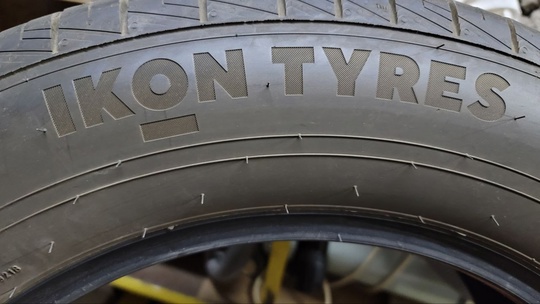Продам летние шины Ikon Tyres (1)