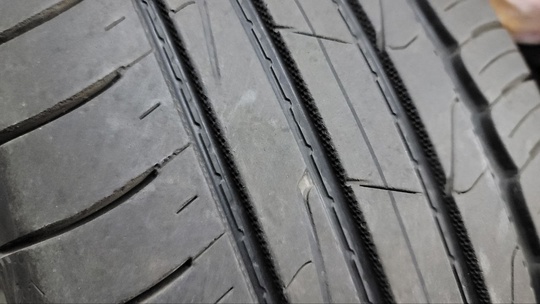 Продам летние шины Ikon Tyres (5)