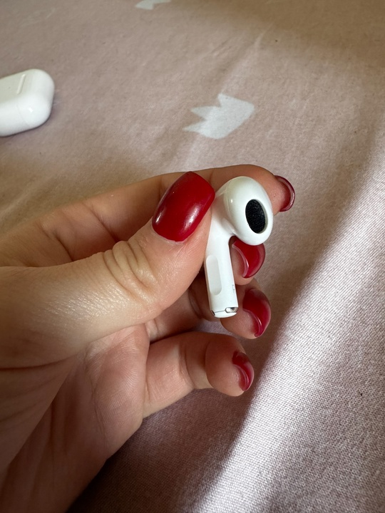продам наушники airpods 3, в (3)