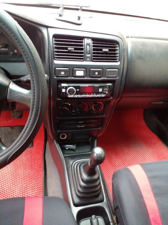 Продам Nissan Almera N15
Хэтчбек 3дв