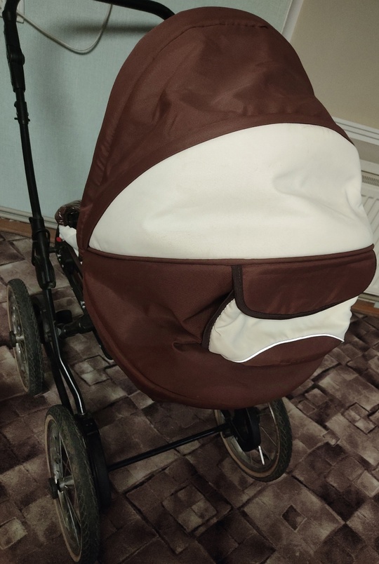 Продам красивую и проходимую коляску (3)