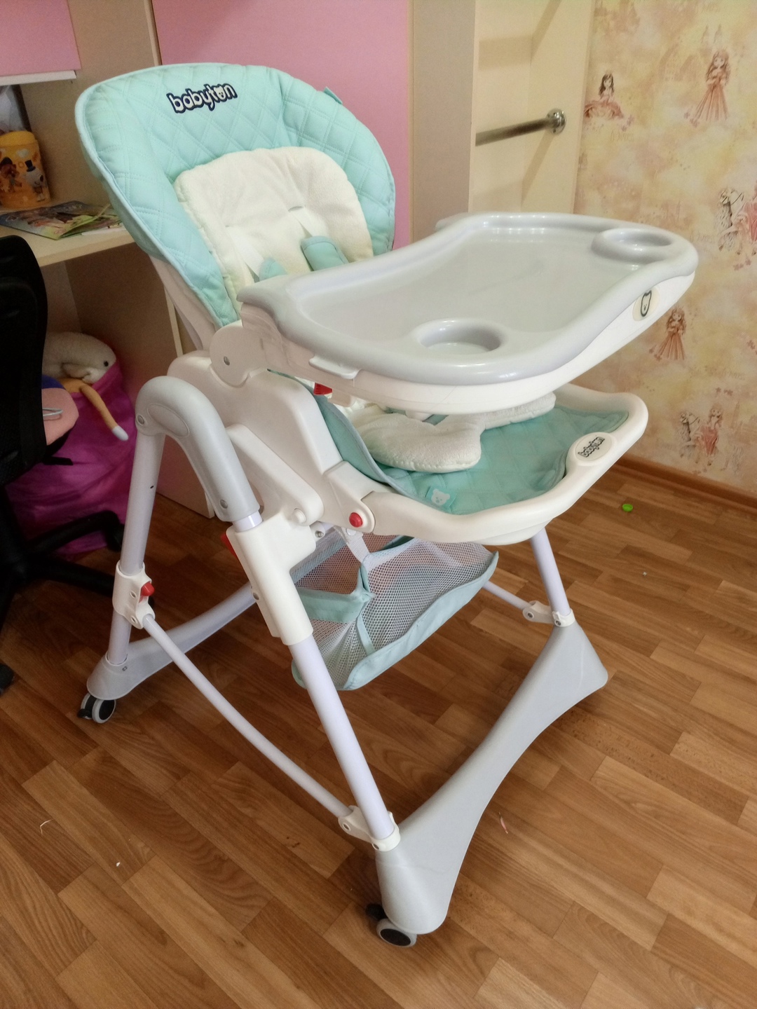 Продам стульчик для кормления Babyton (1)