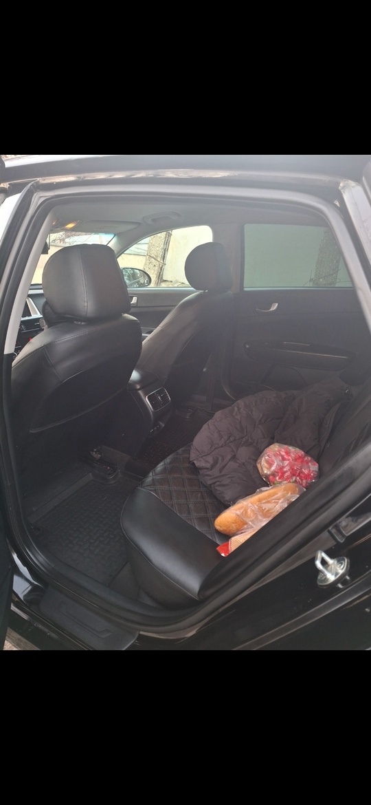 Продам личный автомобиль !
Без каких (7)