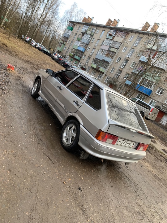 Продаю свой личный автомобиль 2010 (3)