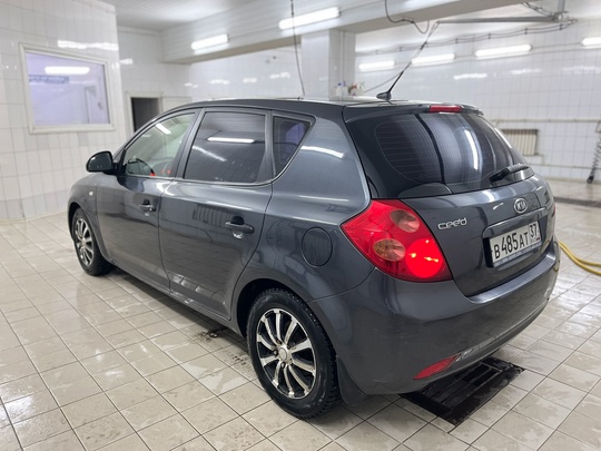 KIA CEED
2007 г.в.
1.6 (115 л.с.) (3)