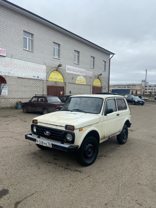 Продам ниву 4х4
понижайки и тд (1)