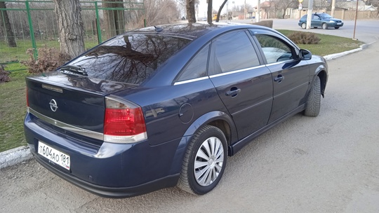 Продам Опель Вектра с 2002 (2)