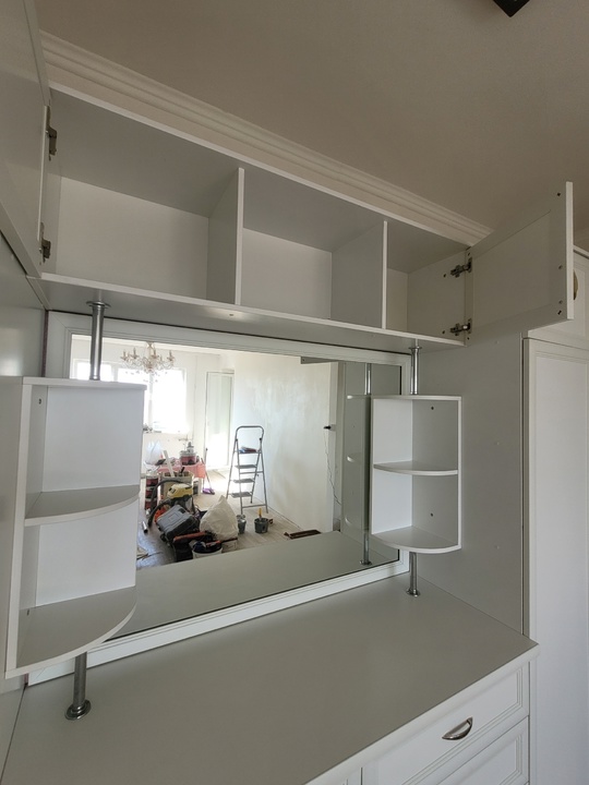 Продам белую мебель в отличном (6)