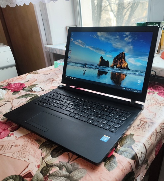 Продам ноутбук Lenovo B50-10 тонкий (1)