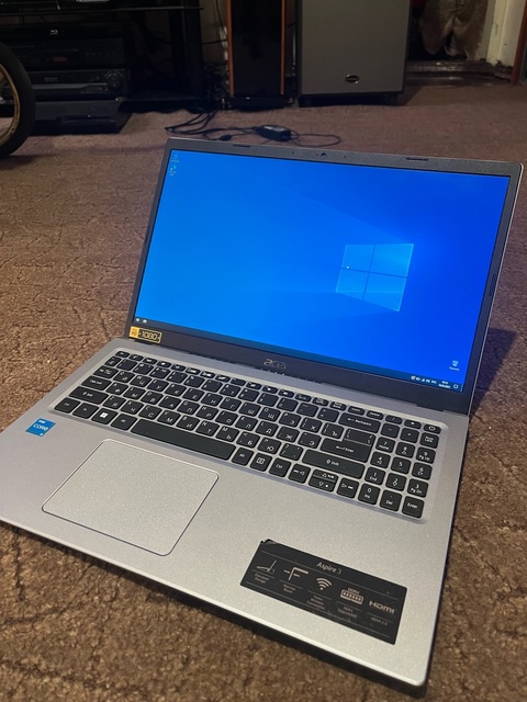 Продам Ноутбук 
Acer Aspire 3