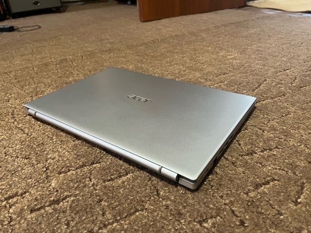 Продам Ноутбук 
Acer Aspire 3 (2)