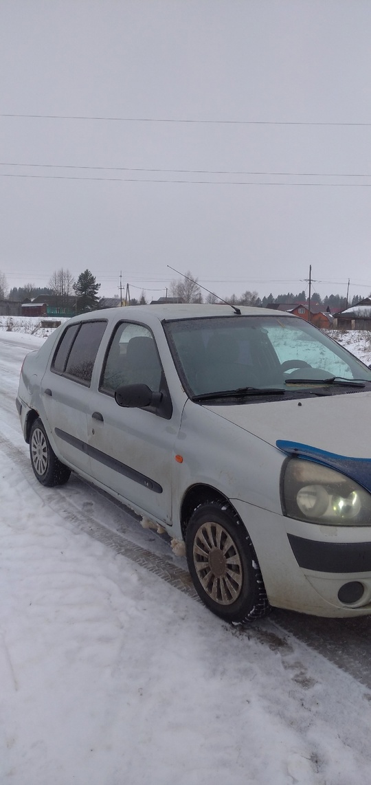 Продам Рено Симбол 2003 г (2)