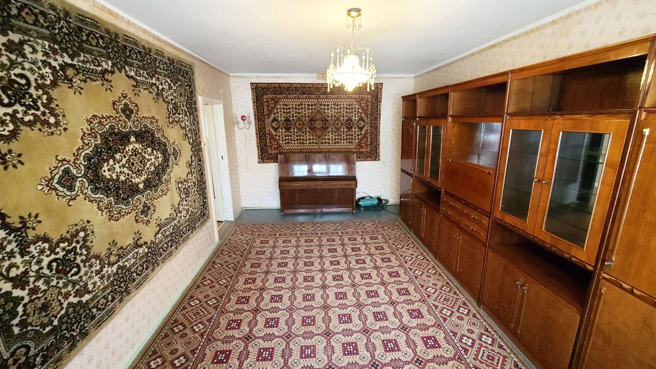 Продам 2х комнатную квартиру
кв. Волкова
Этаж (1)