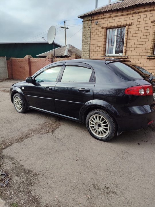 Продам Chevrolet Lacetti.
2009 год выпуска.
Цена (2)