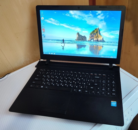 Продам ноутбук Lenovo B50-10 тонкий