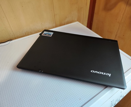 Продам ноутбук Lenovo B50-10 тонкий (1)