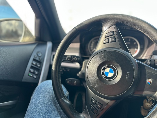 BMW e60 Mтех 
1.440.000₽
г. Ярославль
2005 (2)