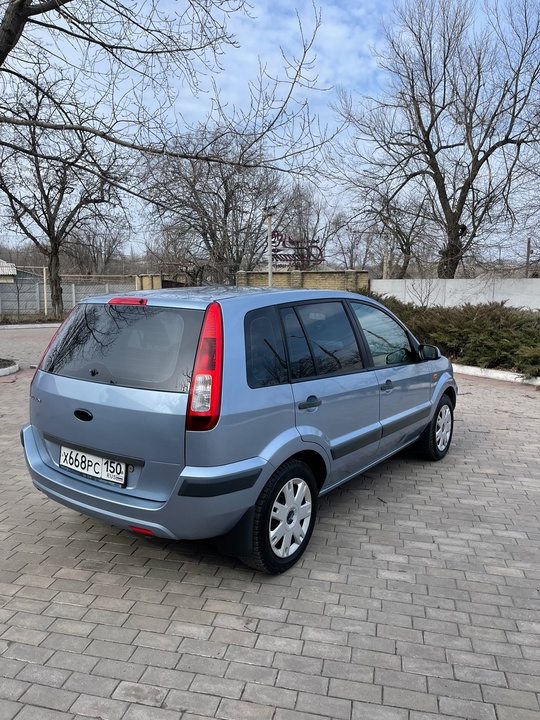 Продам Ford Fusion хэтчбек 2008г.в. (4)