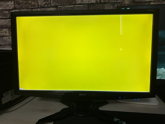 Продам Монитор-Acer G225HQ
Б/у, без ударов, (5)
