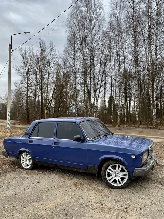Продам ваз 2107
2006 год
Дно пороги (1)