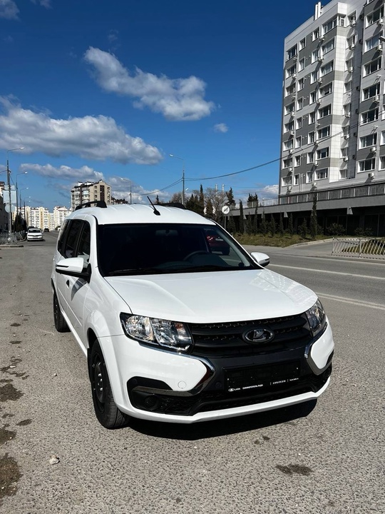 ВАЗ (LADA) Largus 1.6 MT