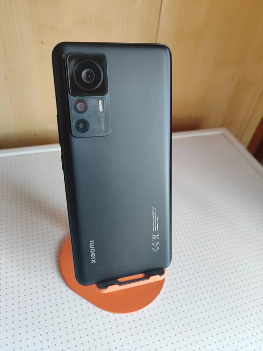 Продам мощный смартфон, флагманский Xiaomi (2)