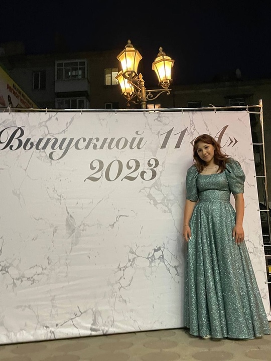 Продается выпускное платье, одето 1