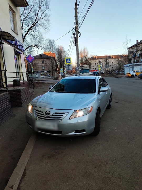 Toyota Camry 40! AT, ДВ