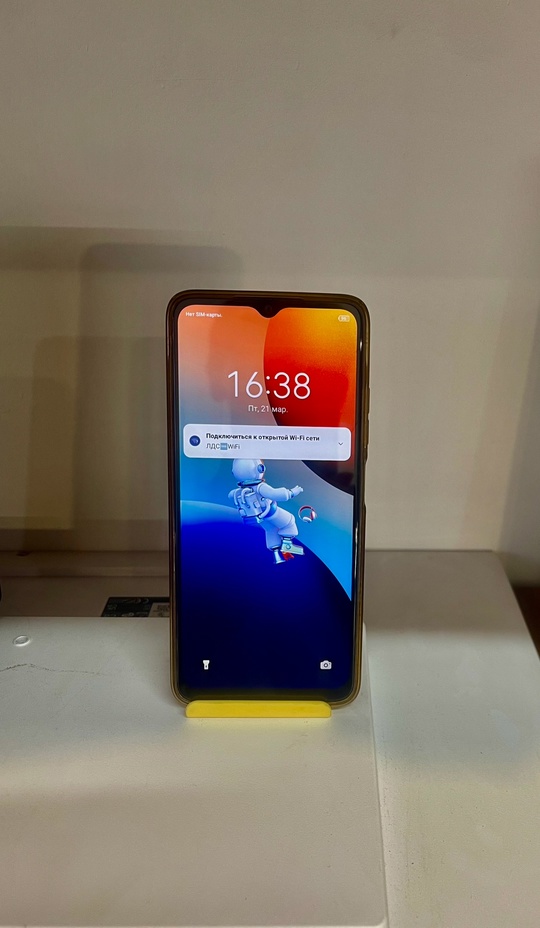 Продам Tecno Spark 10.В отличном