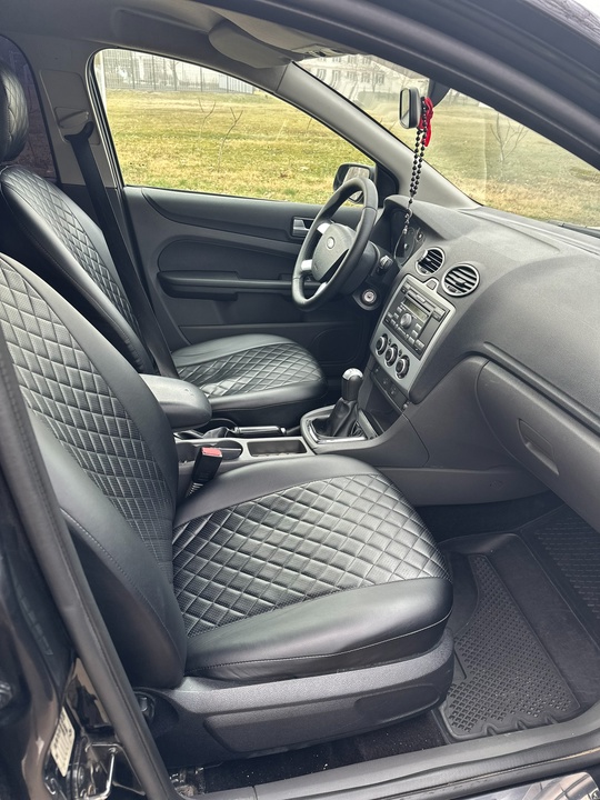 Продам Ford Focus 2  (5)