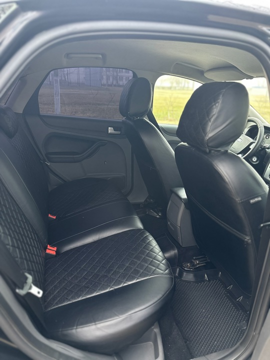 Продам Ford Focus 2  (7)