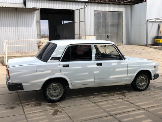Продам ваз 2107 в хорошем (1)