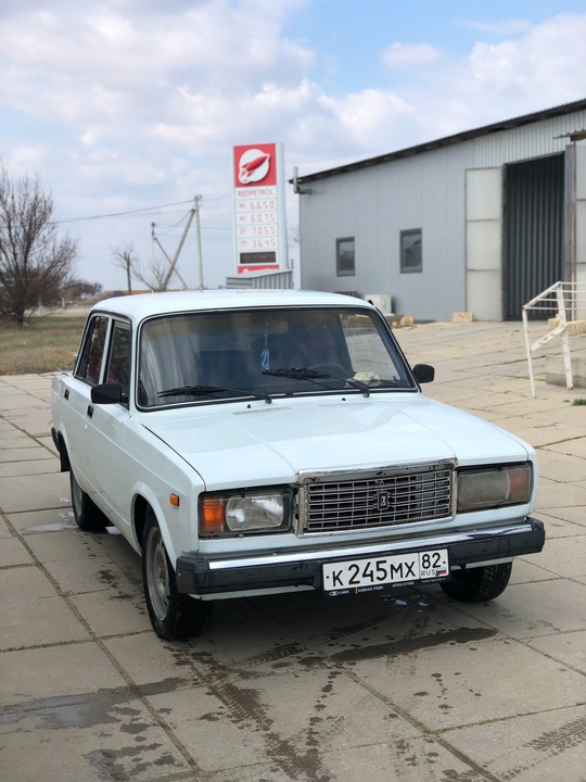 Продам ваз 2107 в хорошем (8)