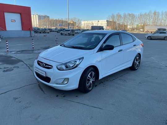 Продам,можно в КРЕДИТ!
Hyundai Solaris 1.6 (1)