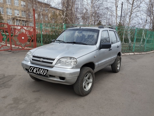 Продаётся Нива Шевроле, 2003г, 420