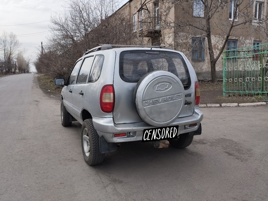 Продаётся Нива Шевроле, 2003г, 420 (1)